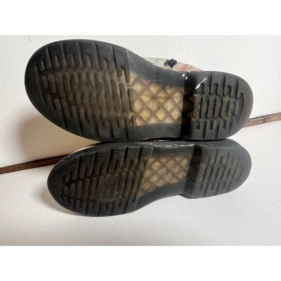 Kids Dr. Martens 1460 Pascal Boots Women's Size US 3 Distressed Look Combat Soft - Picture 8 of 11